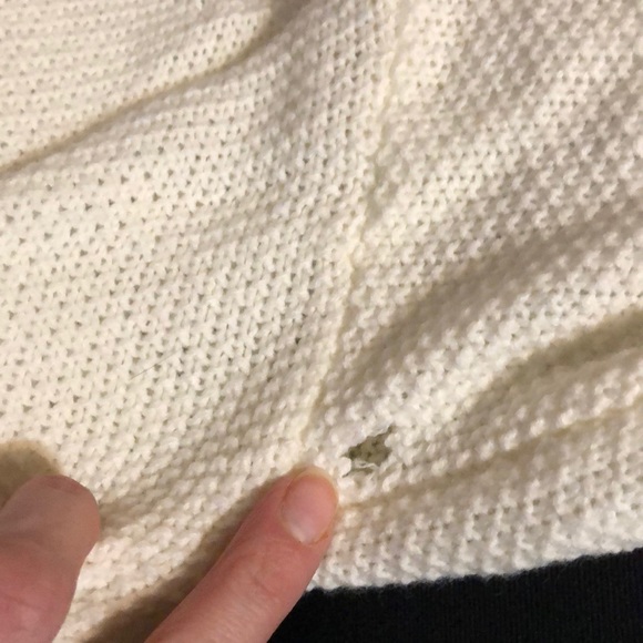 Cream sweater - Picture 2 of 2